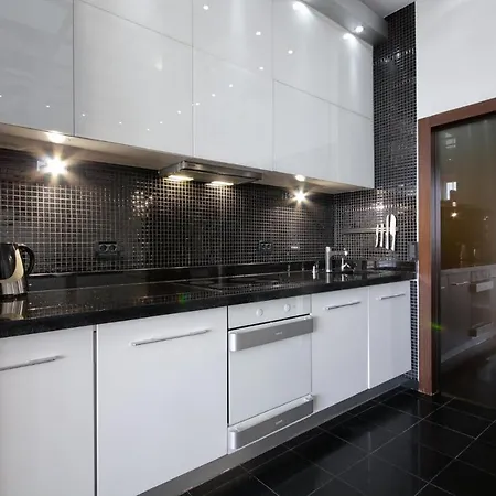 Panoramic 1br With Terrace In Arcadia Palace Apartment