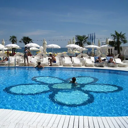 Apartment Panoramic 1br With Terrace In Arcadia Palace Odesa